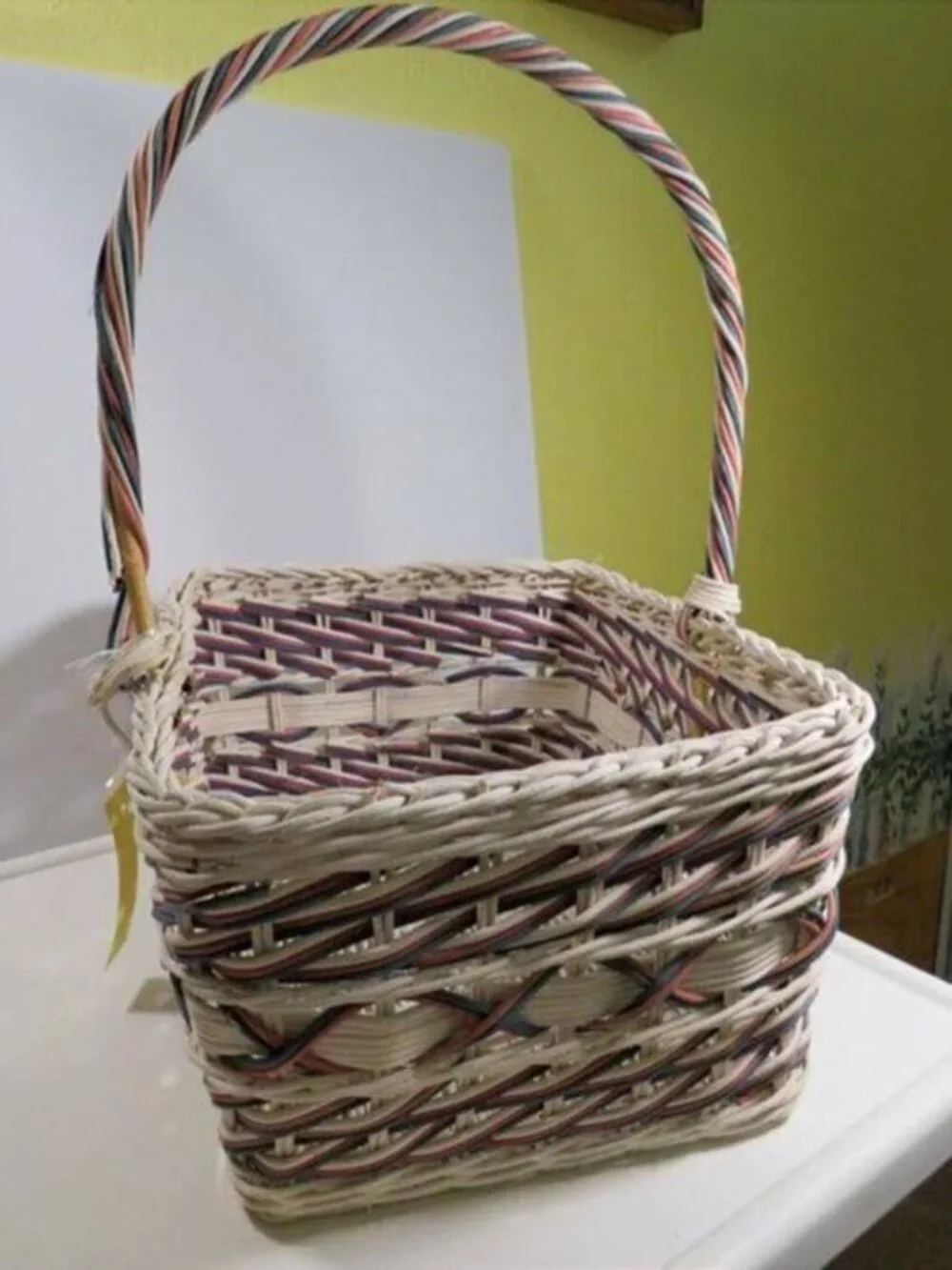 Old World Patriotic Decor Set; Bob’s Boxes Heart, 25yd Vintage Ribbon & Basket